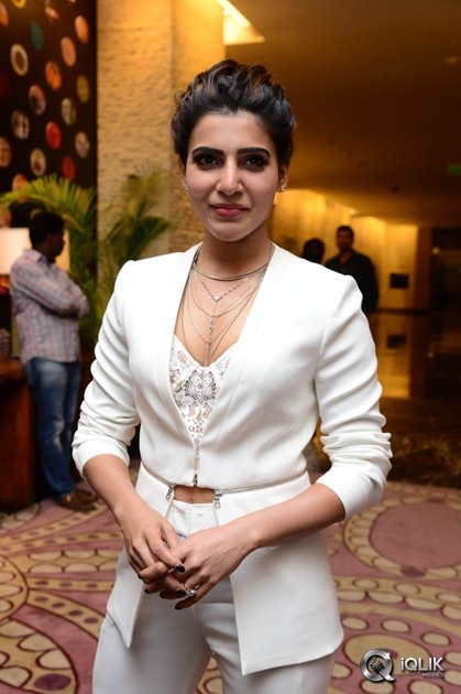 Samantha-at-Janatha-Garage-Movie-Thanks-Meet